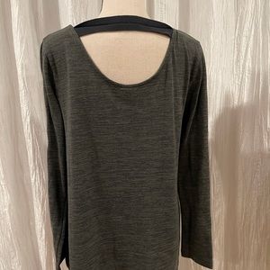 Lole womens top medium green gray marked